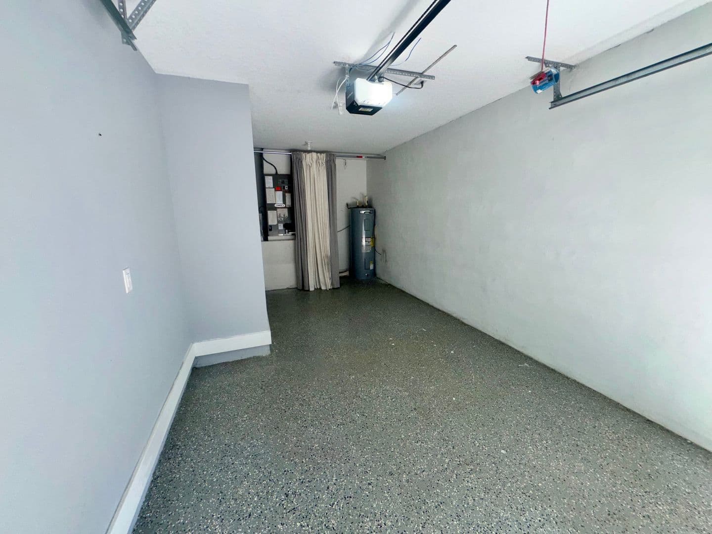 Longwood House: 273 W Warren Ave UNIT-B