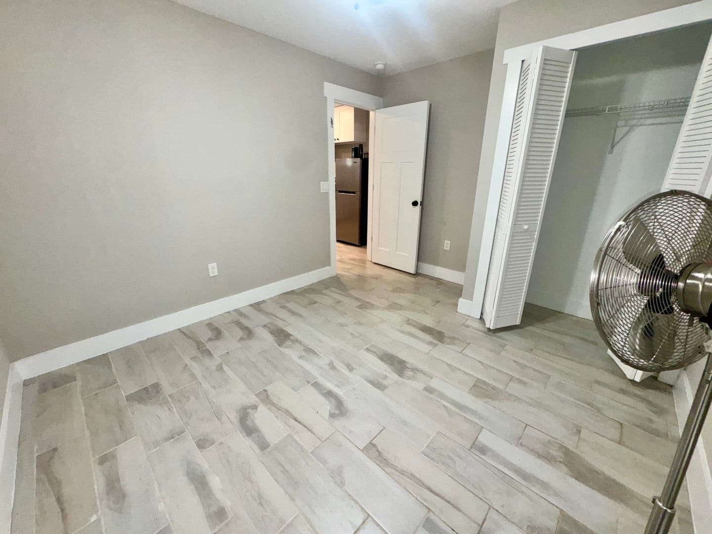 Longwood House: 273 W Warren Ave UNIT-B