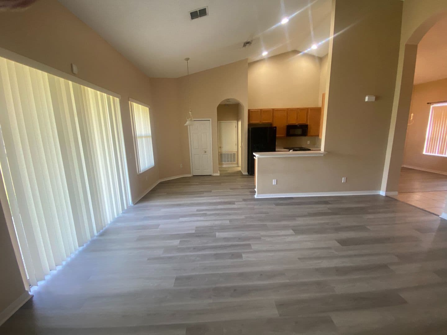 Winter Garden House: 1239 Dunbrooke St