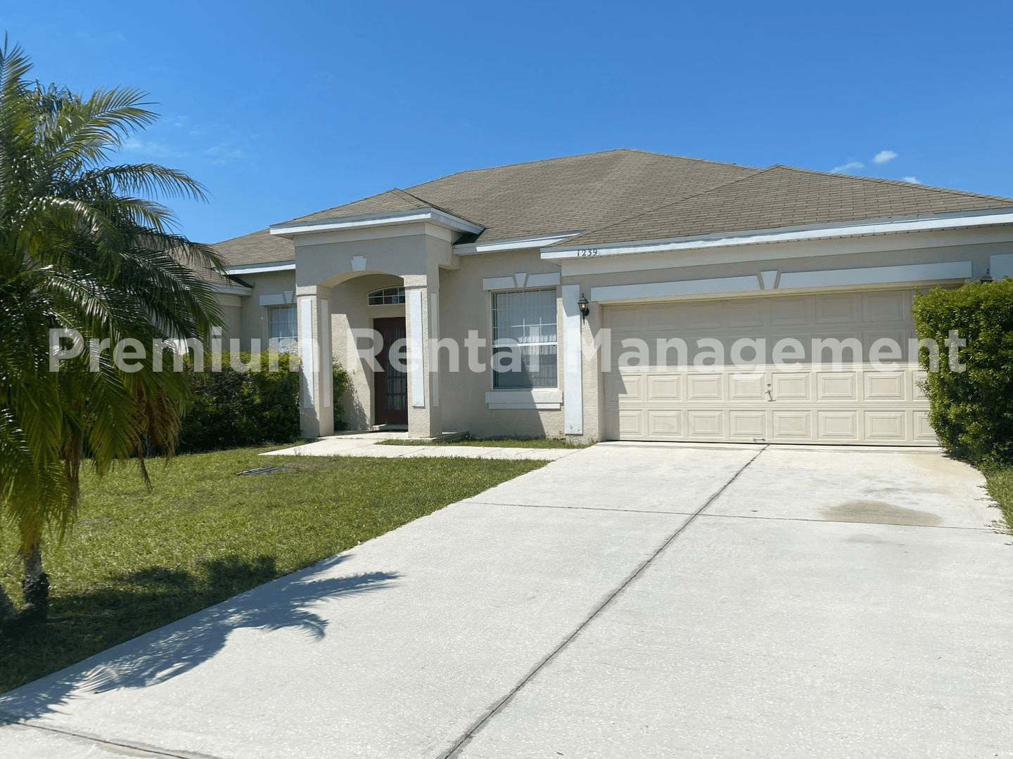 Winter Garden House: 1239 Dunbrooke St