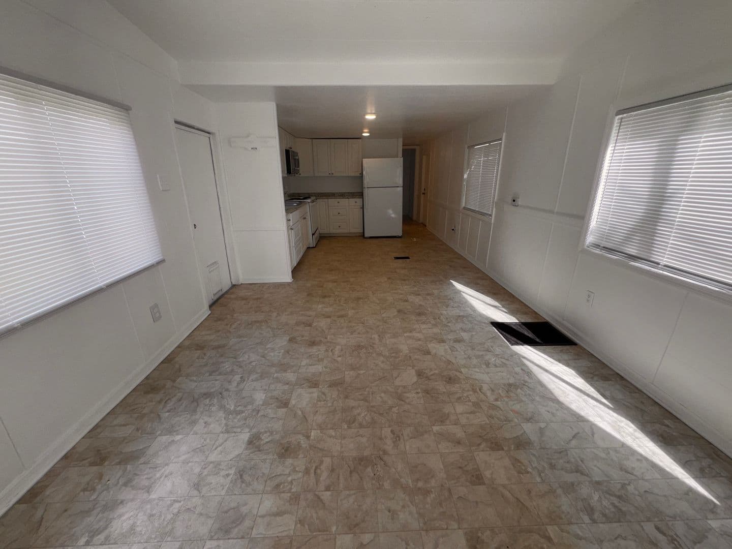 Apopka House: 1137 S Christiana Ave