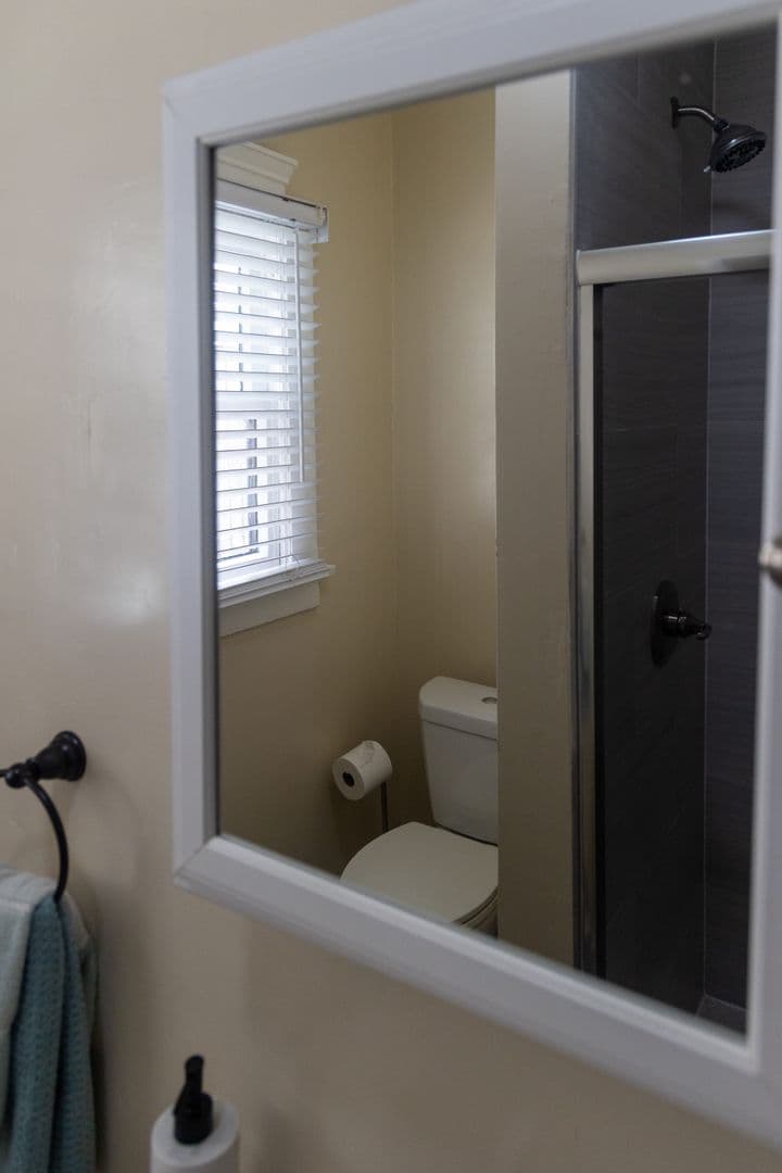 Long Beach Apartment: 1140 E 3rd Street