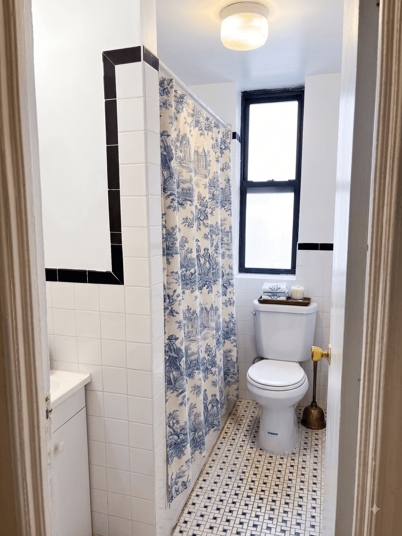 New York Apartment: 624 W 176th St