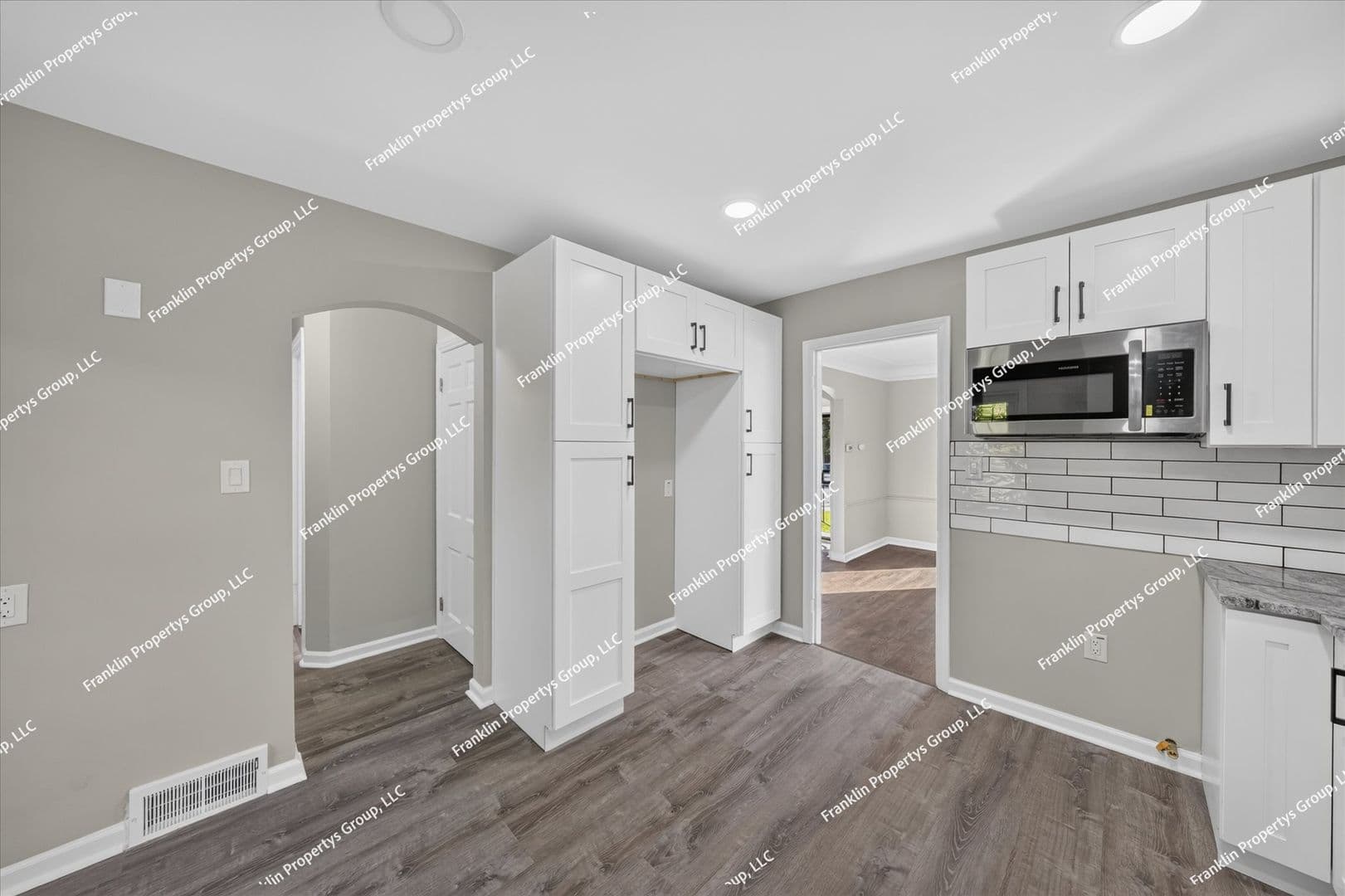 Detroit House: 19467 Pinehurst