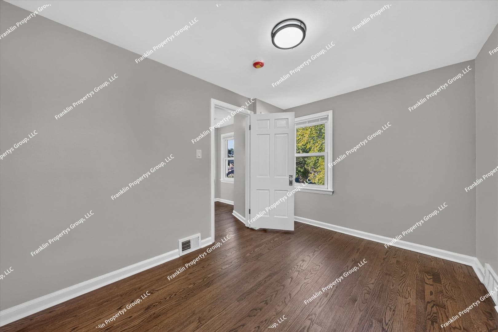 Detroit House: 19467 Pinehurst