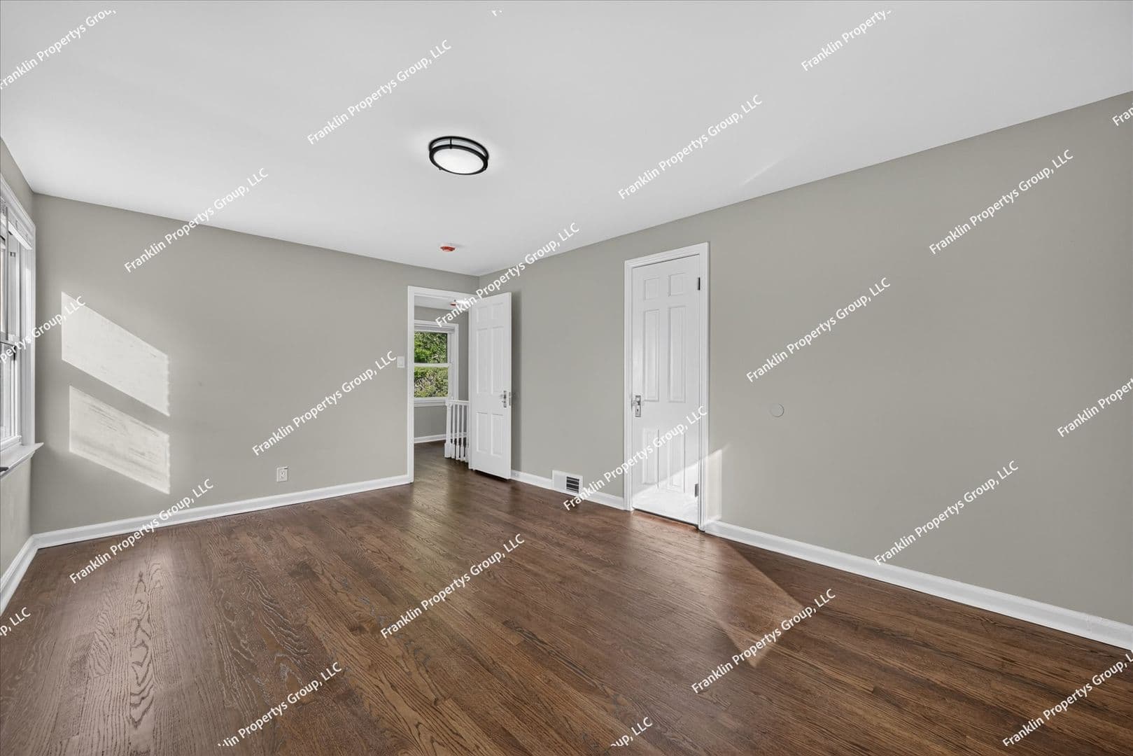 Detroit House: 19467 Pinehurst