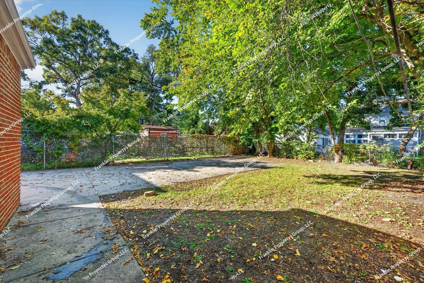 Detroit House: 19467 Pinehurst