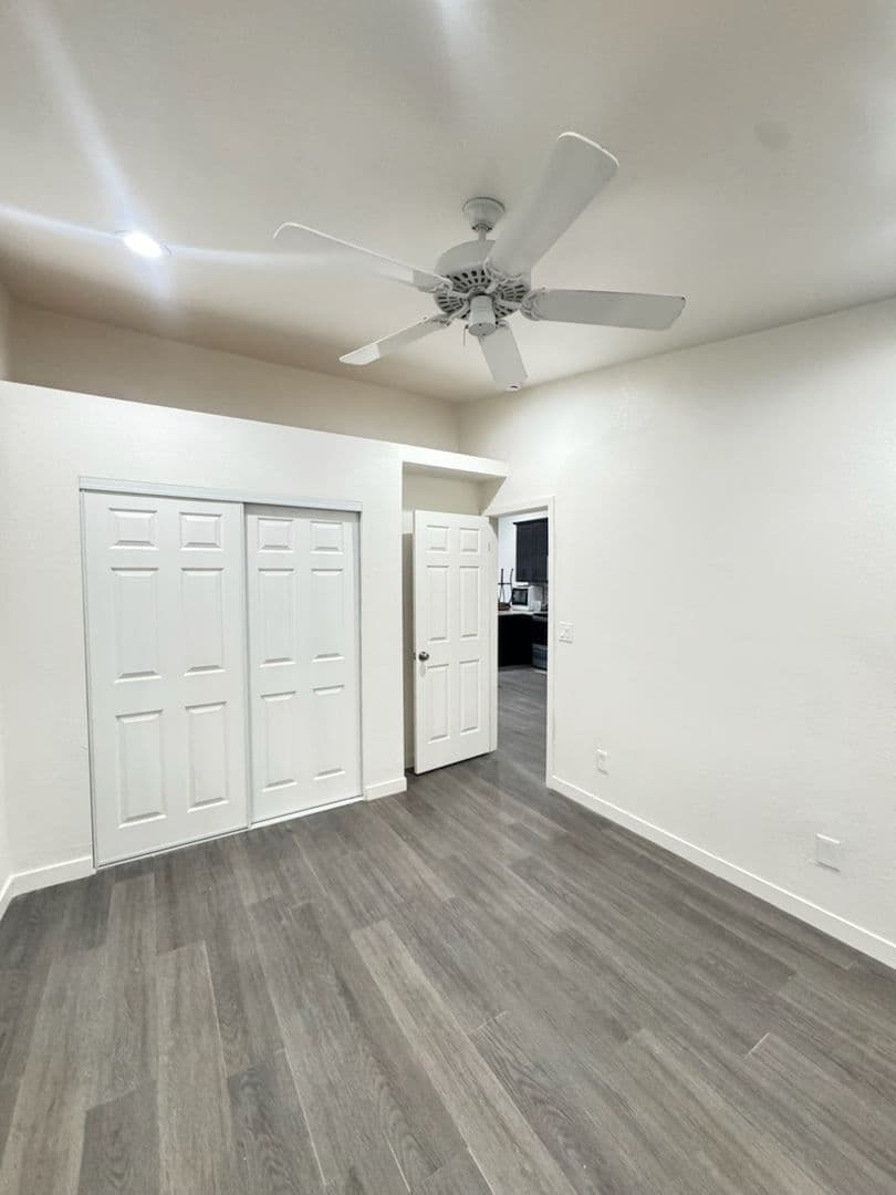 Mesa Apartment: 1849 N Spring St