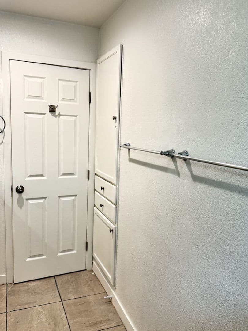 Mesa Apartment: 1849 N Spring St