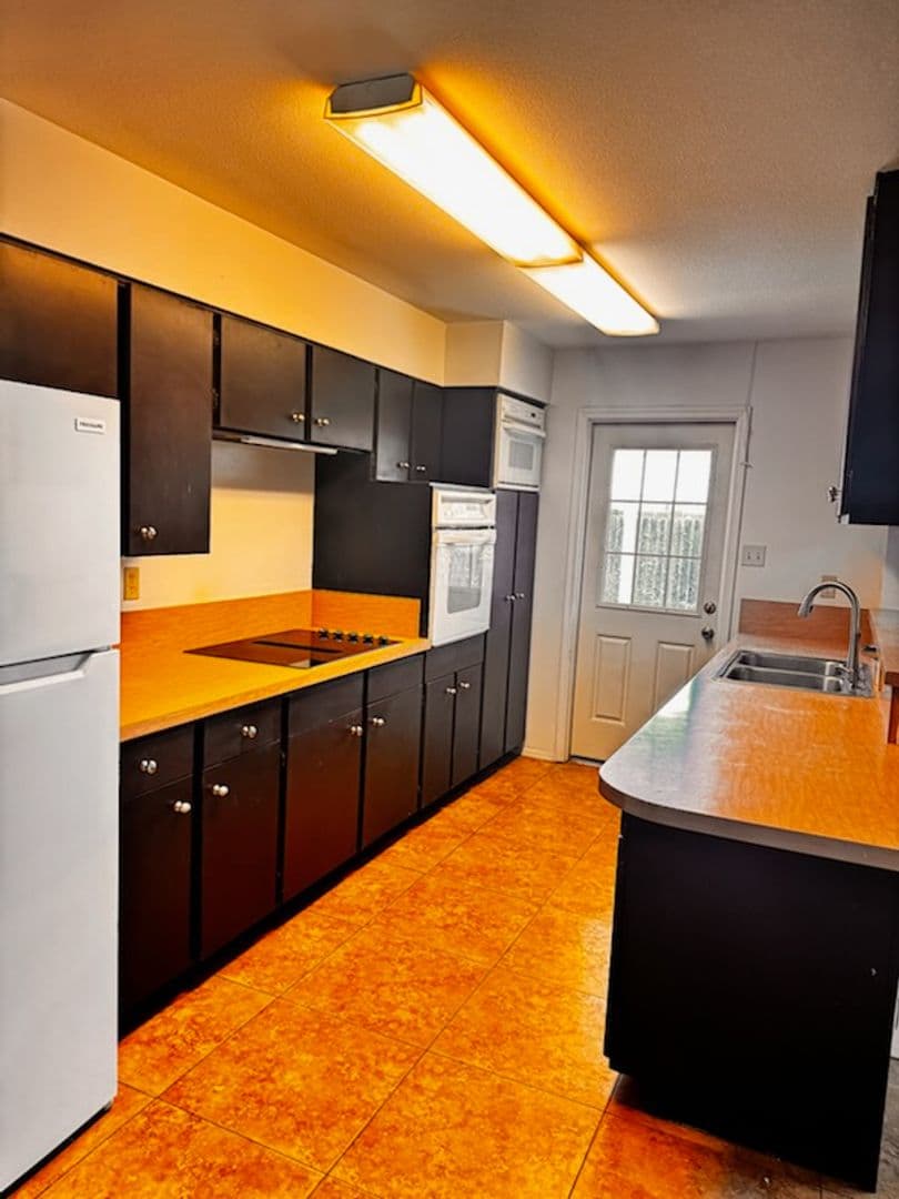 Tempe House: 133 E Del Rio