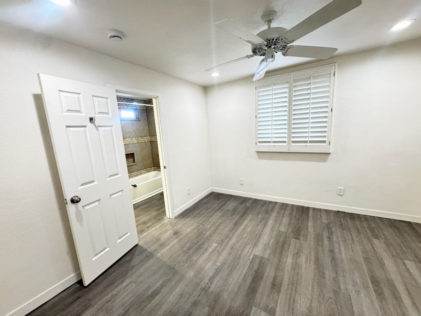 Mesa Apartment: 1849 N Spring St