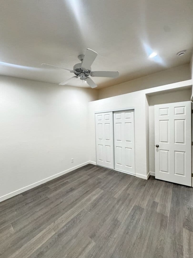 Mesa Apartment: 1849 N Spring St