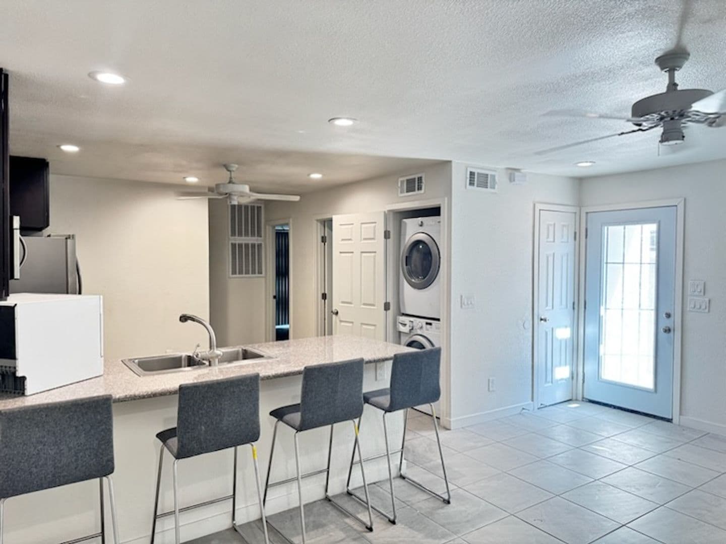 Mesa Apartment: 1849 N Spring St