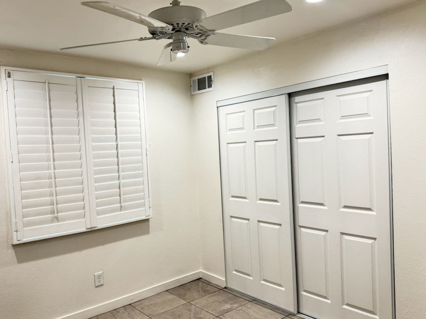 Mesa Apartment: 1849 N Spring St