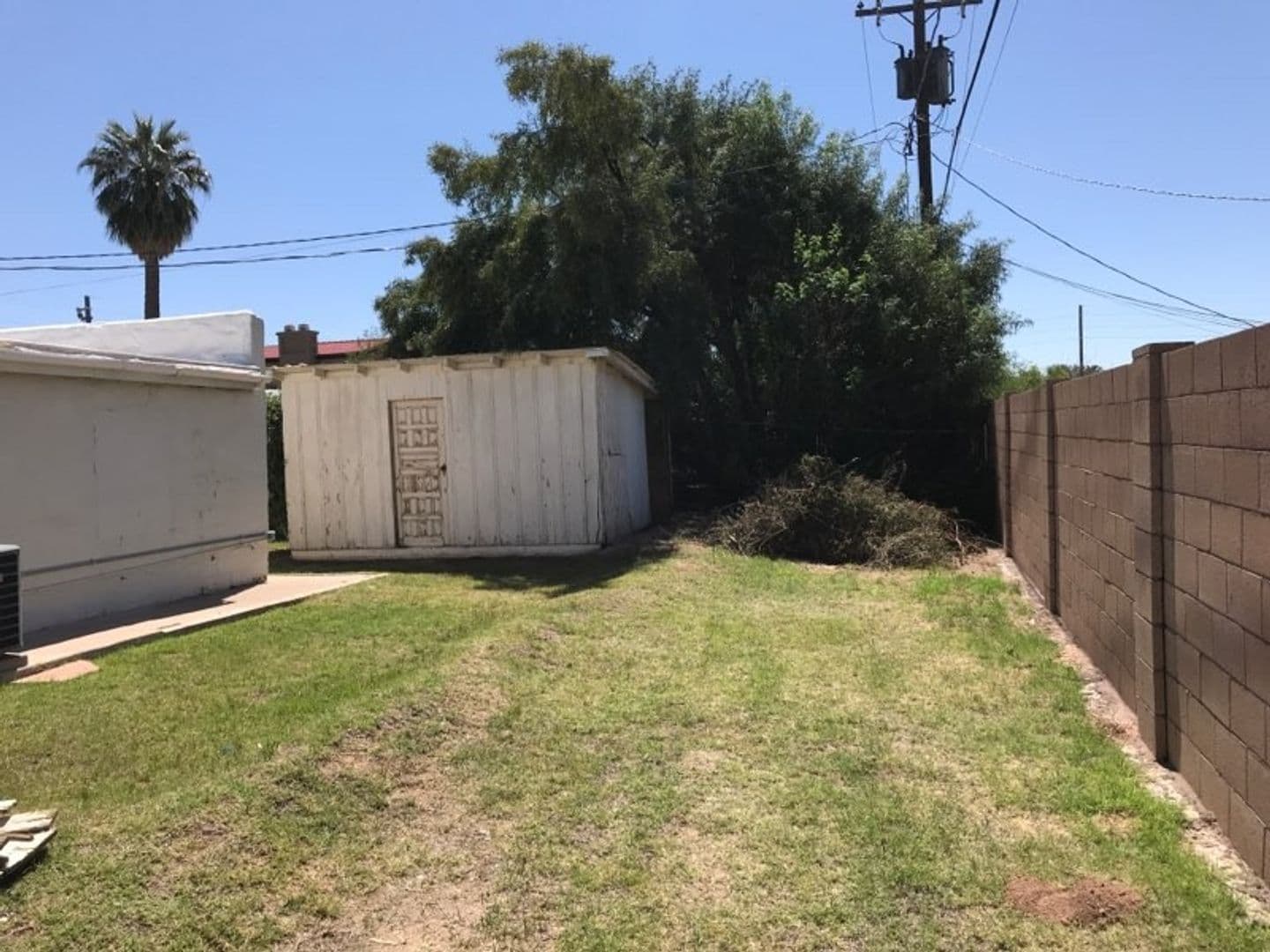 Phoenix Apartment: 2338 N 52nd Street