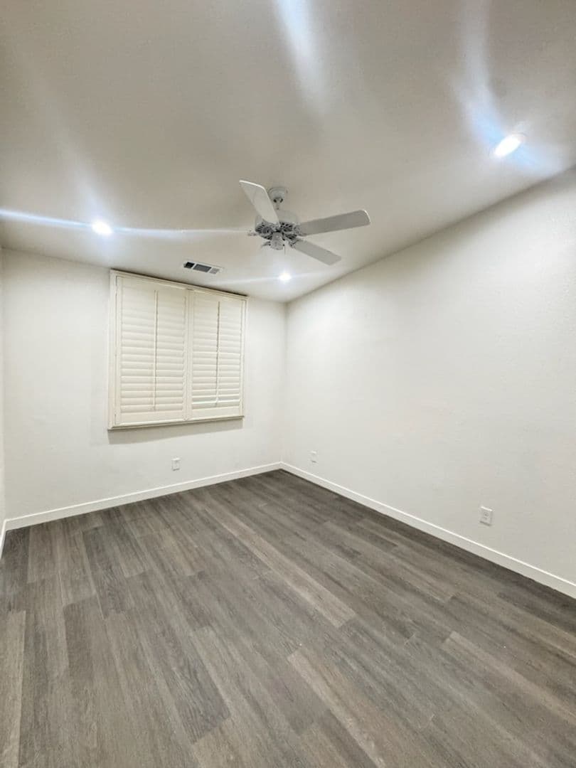 Mesa Apartment: 1849 N Spring St