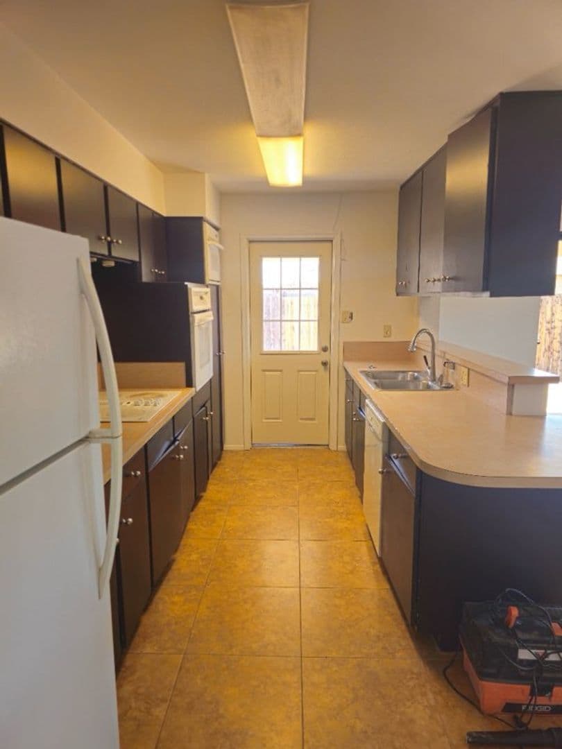 Tempe House: 133 E Del Rio