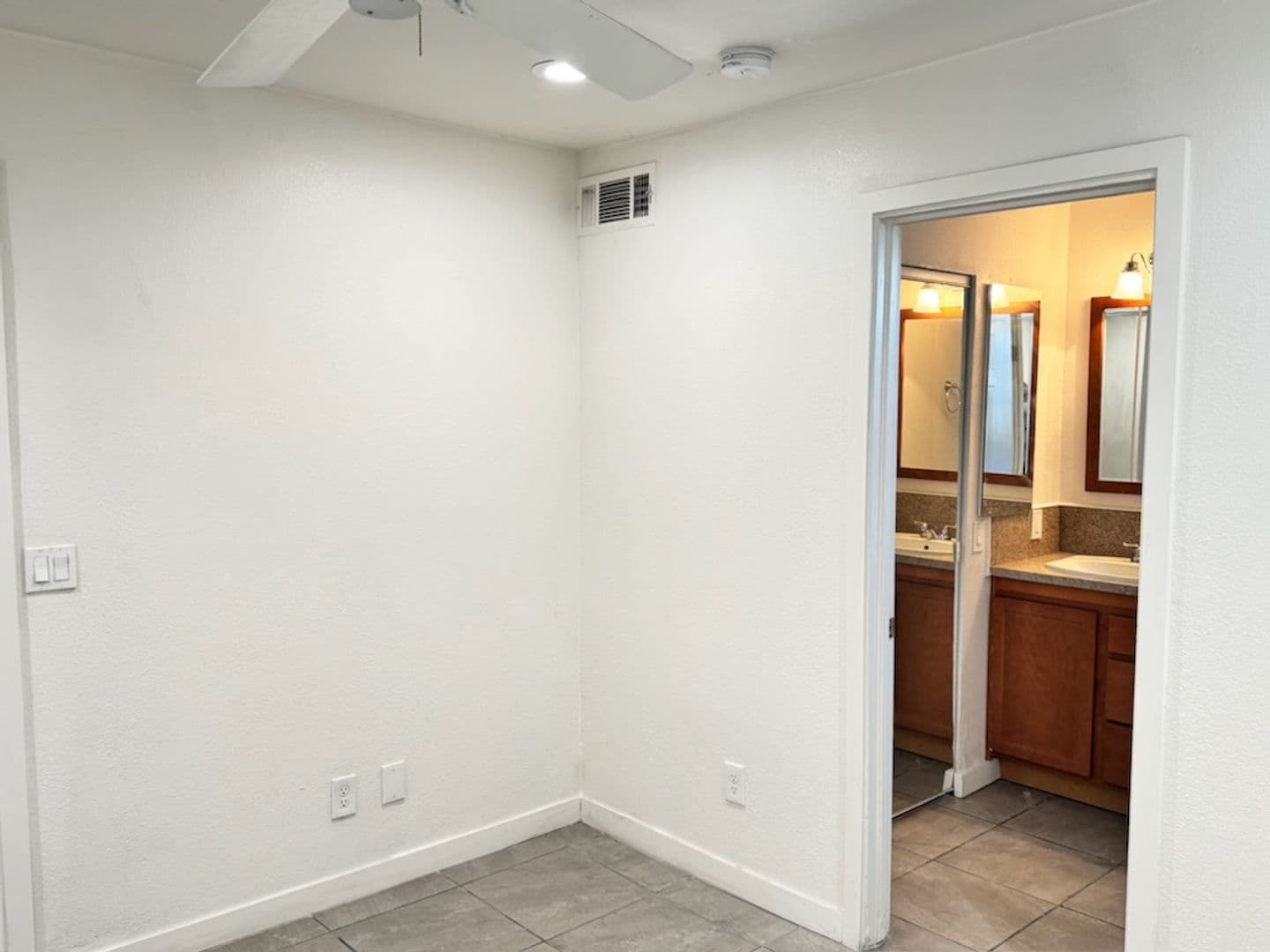 Mesa Apartment: 1849 N Spring St