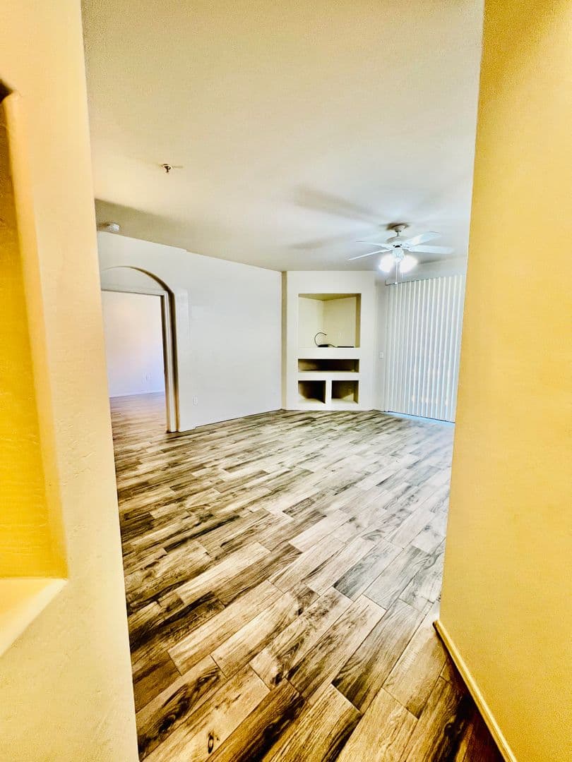 Chandler Condo: 705 W Queen Creek #1107