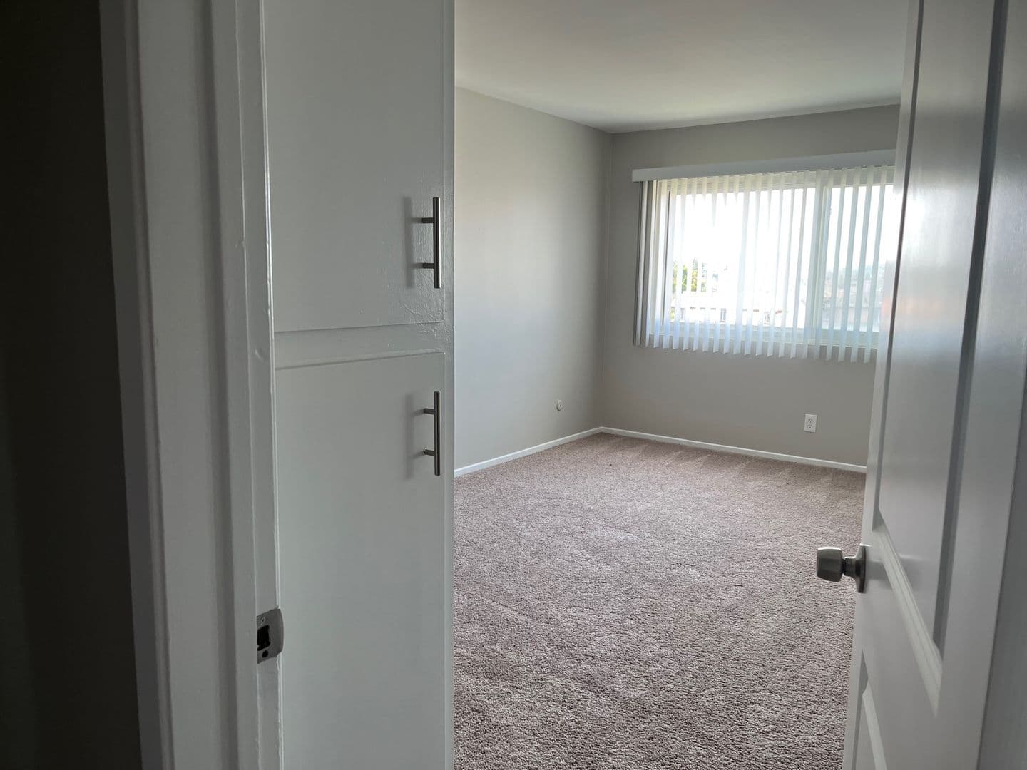 El Segundo Apartment: 720 W. Imperial Avenue