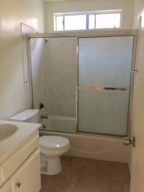 Torrance Apartment: 1430 - 1442 W. Carson Street