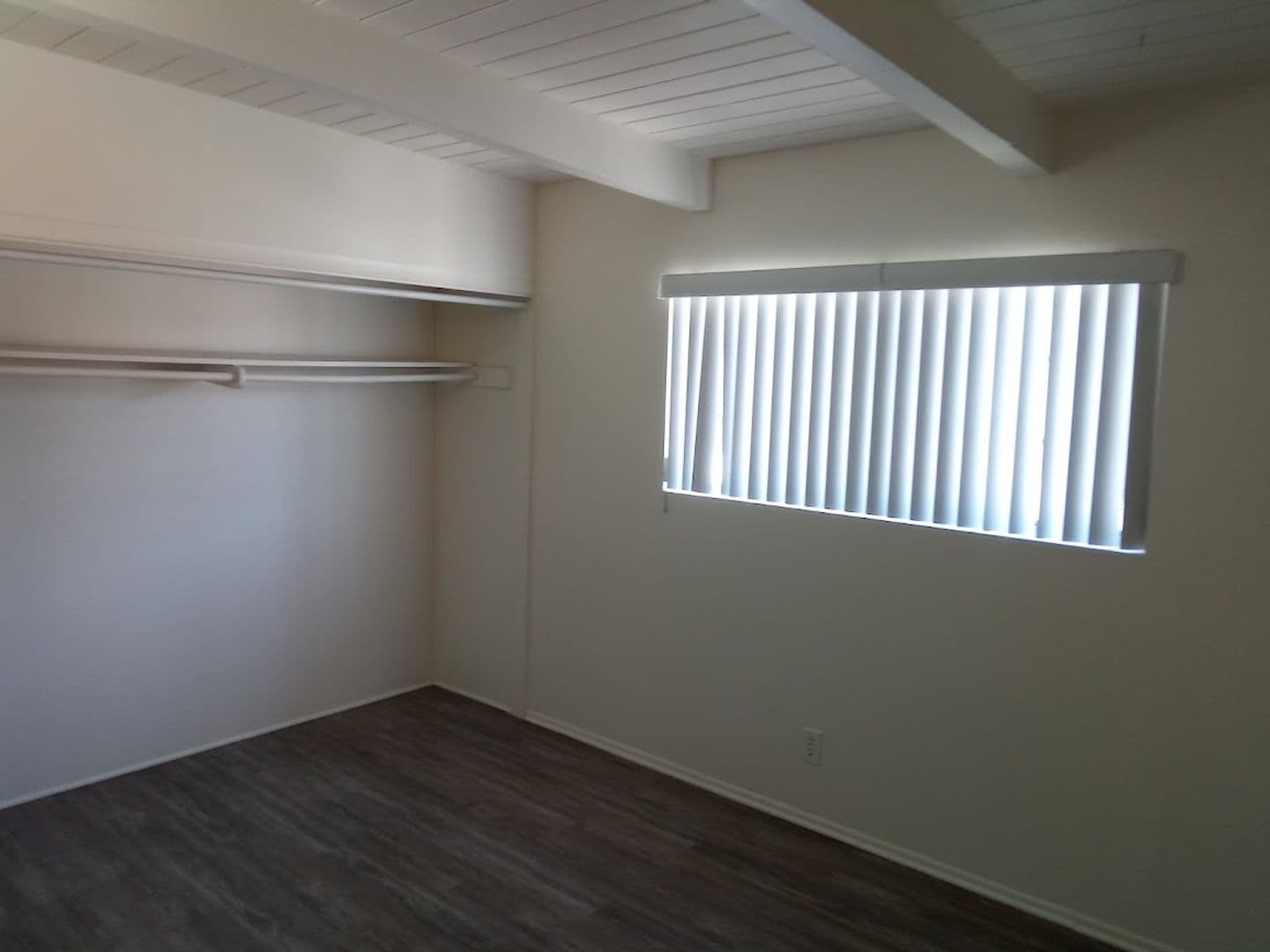 Long Beach Apartment: 1200-1260 E. 52nd Street