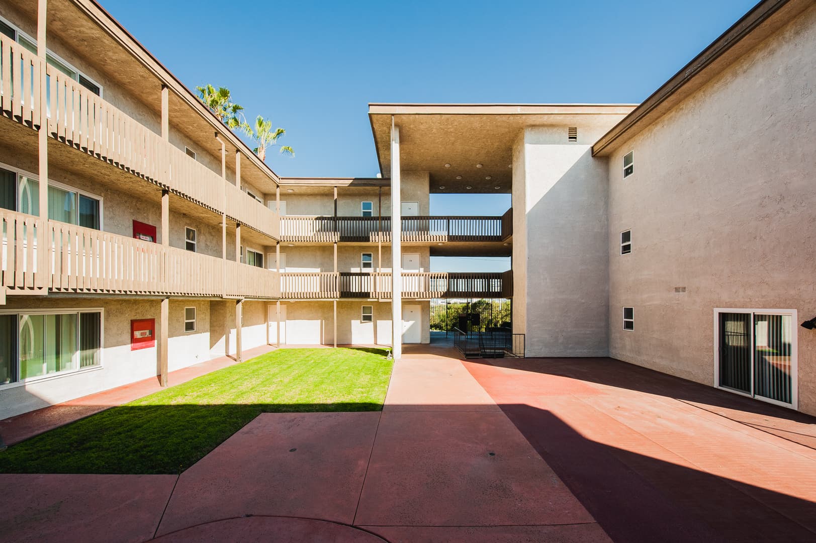 El Segundo Apartment: 720 W. Imperial Avenue