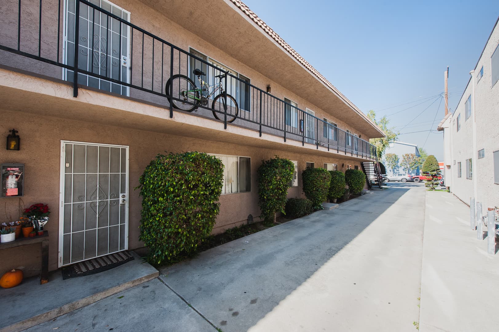 Torrance Apartment: 1430 - 1442 W. Carson Street