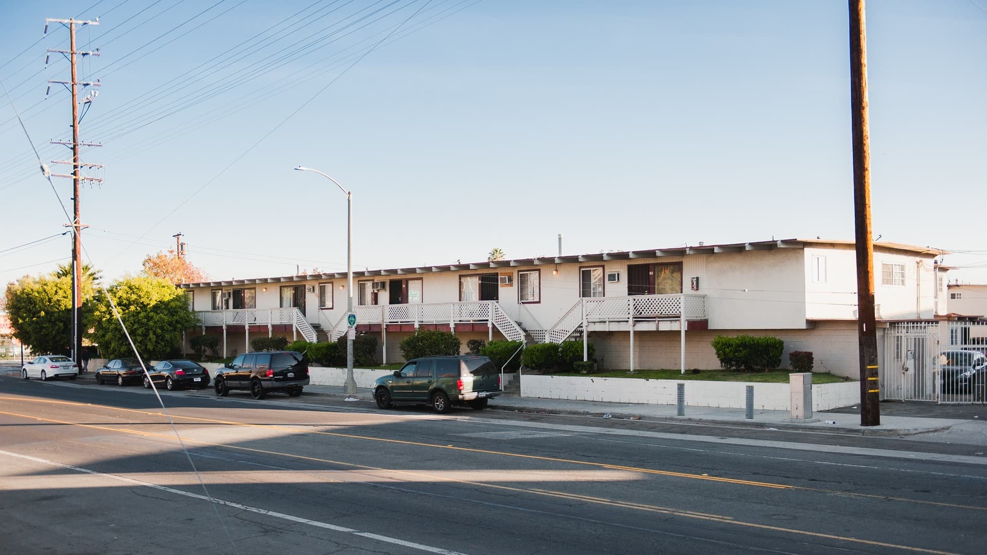 Long Beach Apartment: 1200-1260 E. 52nd Street