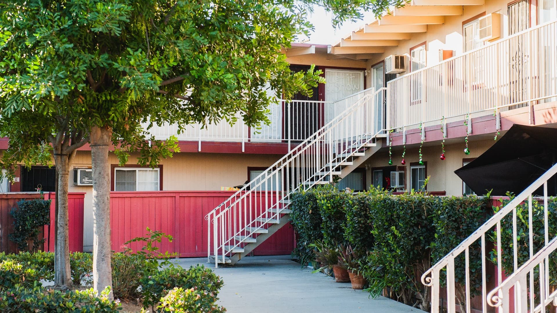 Long Beach Apartment: 1200-1260 E. 52nd Street