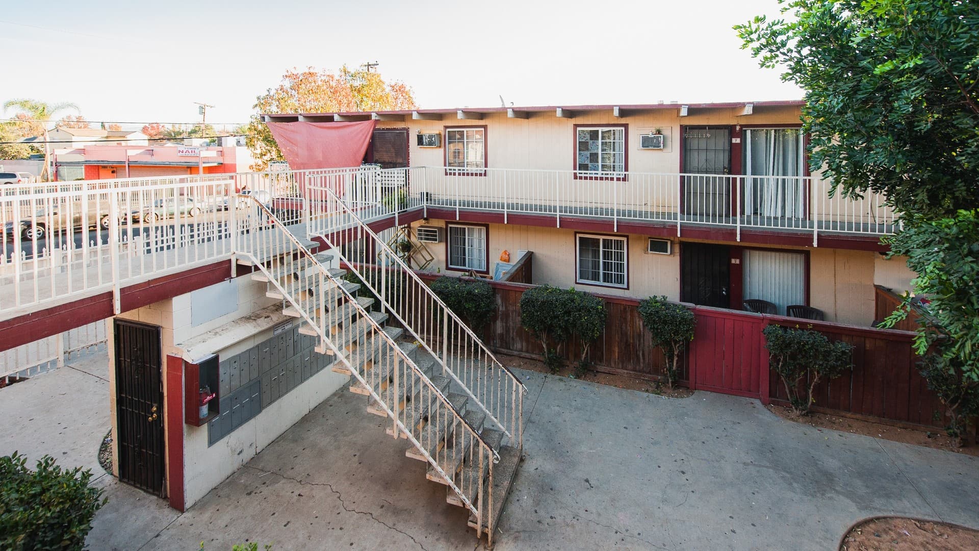 Long Beach Apartment: 1200-1260 E. 52nd Street