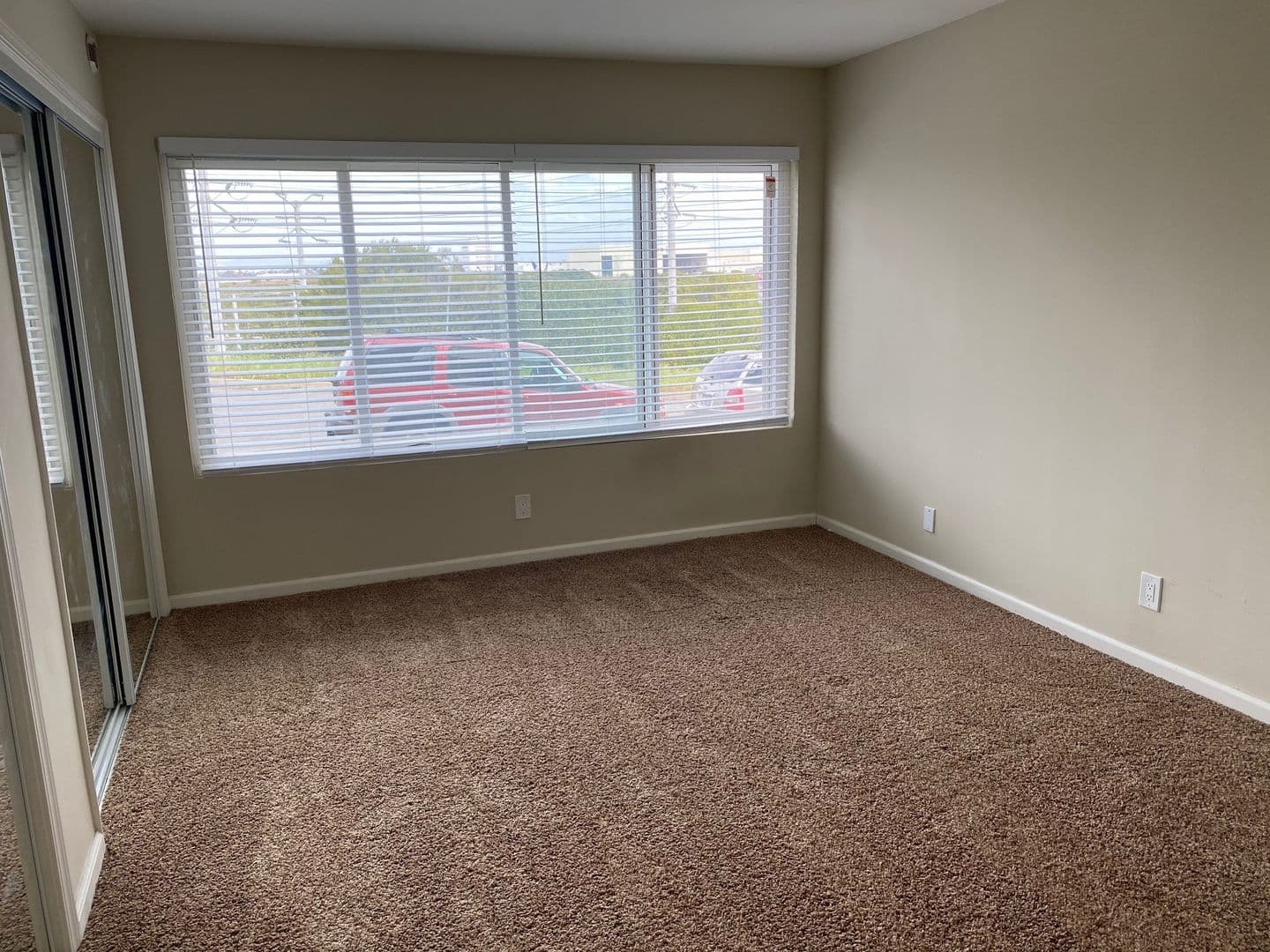 El Segundo Apartment: 720 W. Imperial Avenue