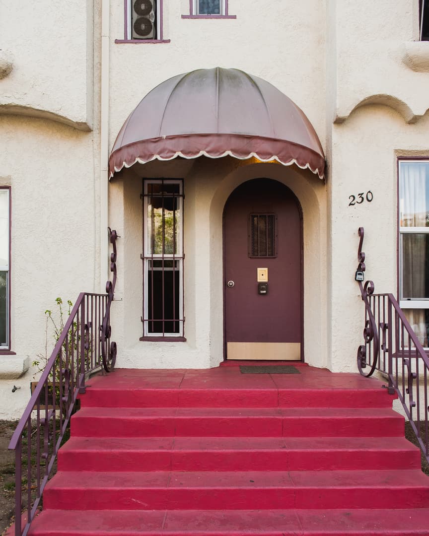 Long Beach Apartment: 230 E. 12th Street