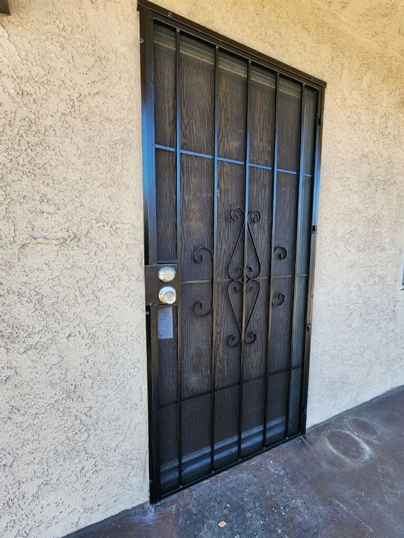 Torrance Apartment: 1430 - 1442 W. Carson Street