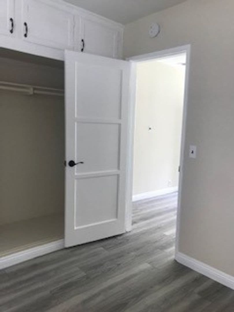El Segundo Apartment: 101-111 W. Sycamore Avenue and 831 Main Street