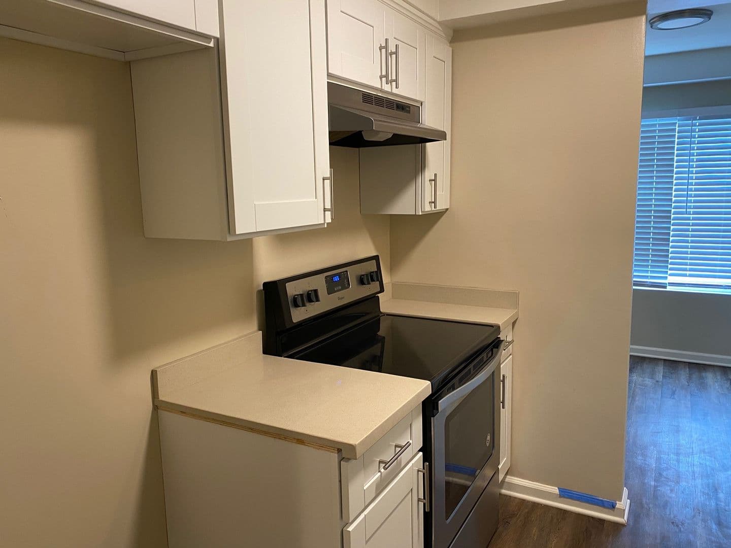El Segundo Apartment: 720 W. Imperial Avenue