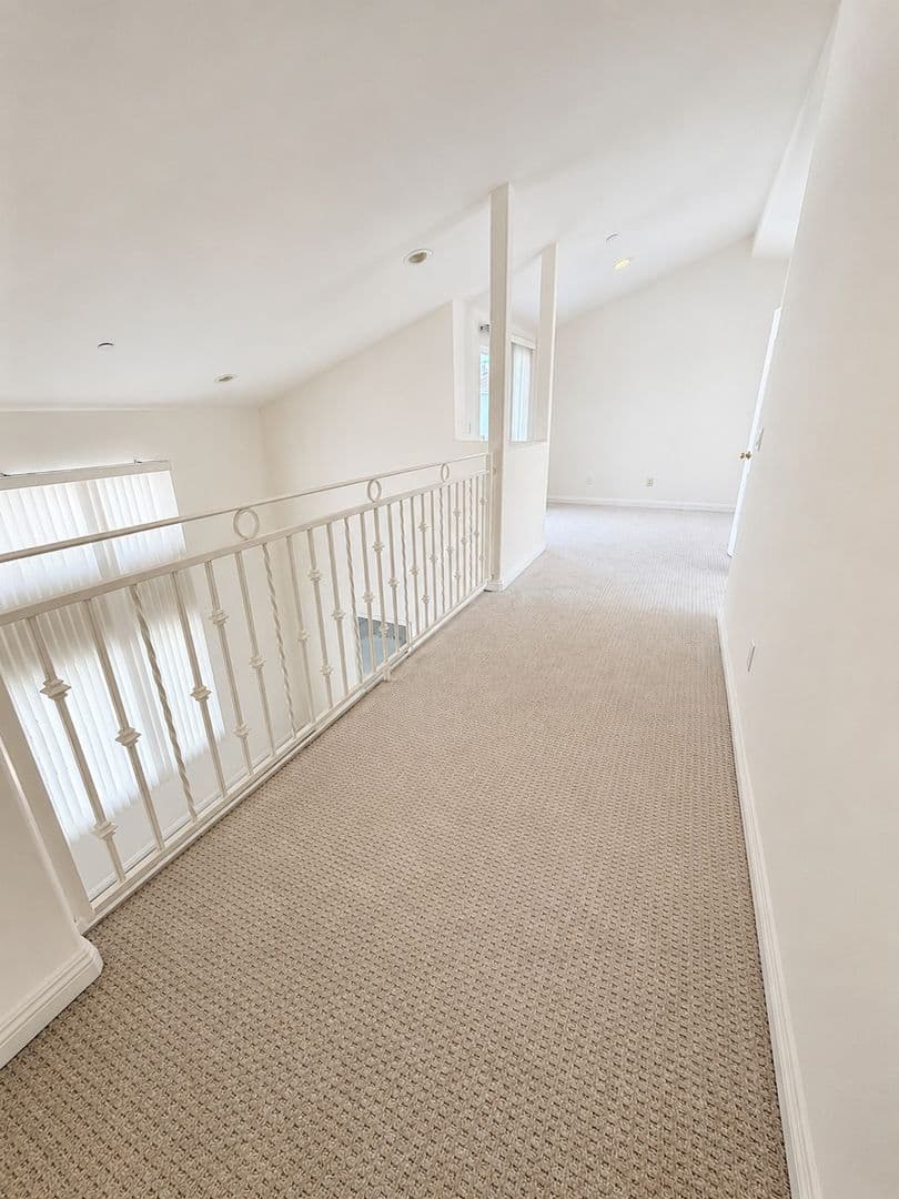 Sherman Oaks Condo: 15225 Dickens St.