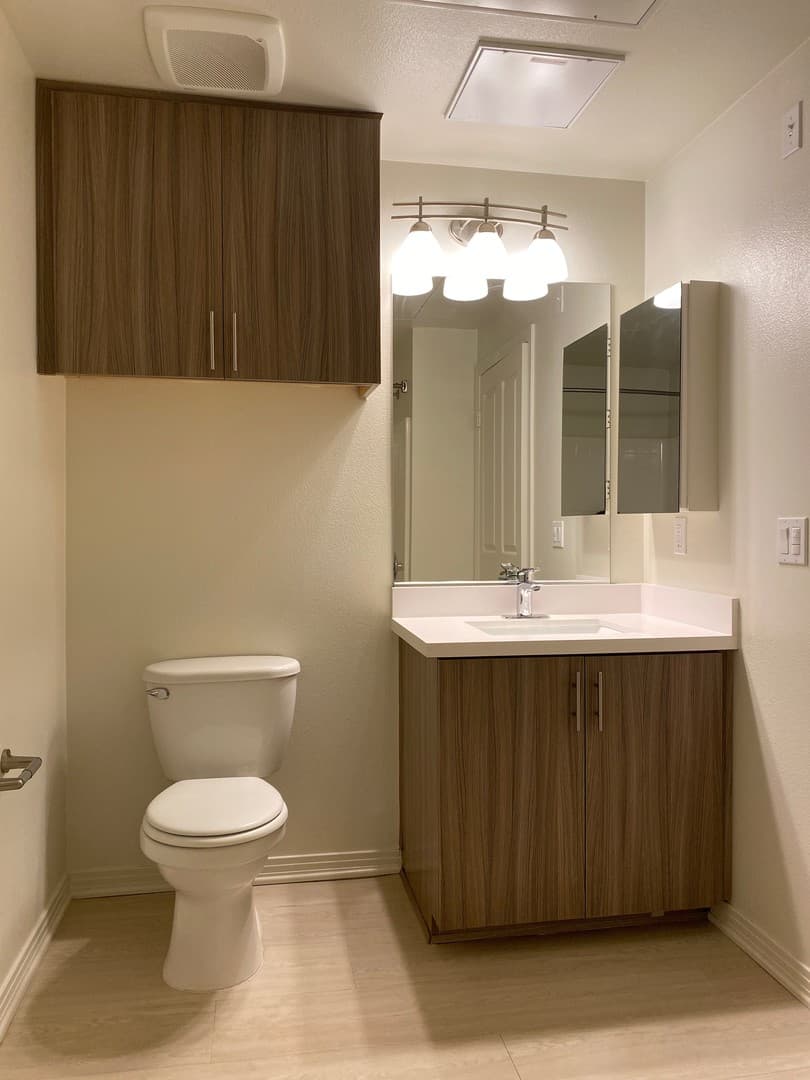 North Hollywood Apartment: 11430 Burbank Boulevard