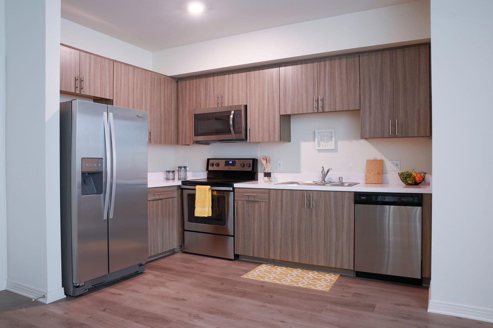 North Hollywood Apartment: 11430 Burbank Boulevard