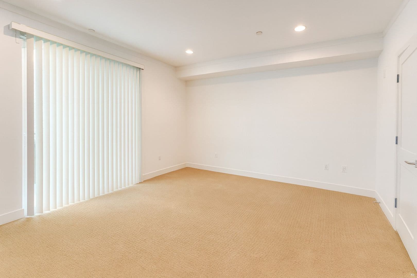 Sherman Oaks Apartment: 15210 Ventura Blvd.