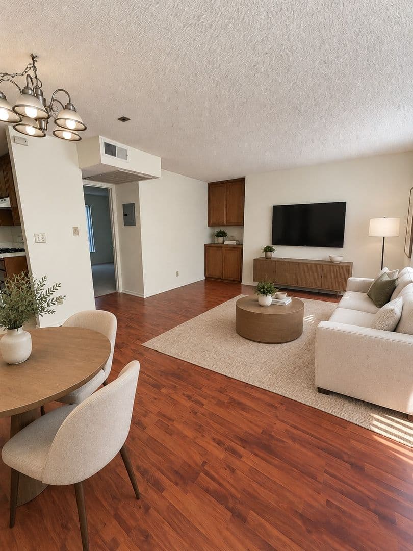 Valley Village Apartment: 5408 Carpenter Avenue