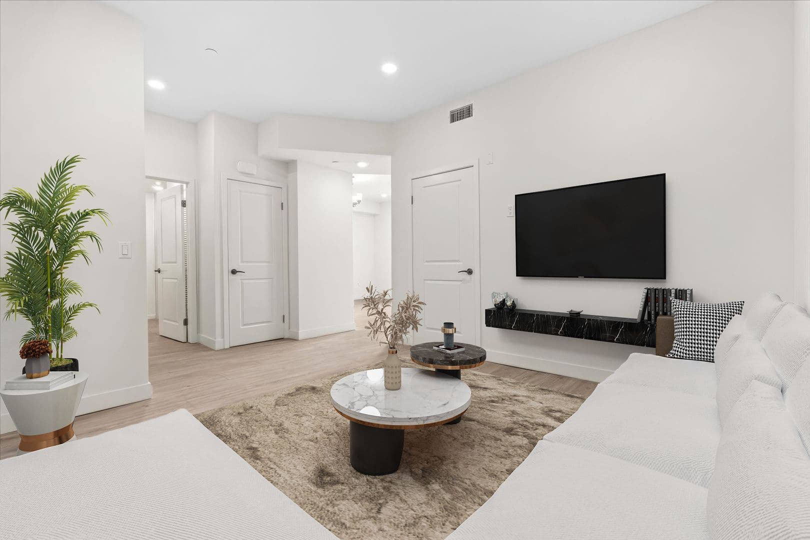 Los Angeles Apartment: 8521 S. Sepulveda Blvd.