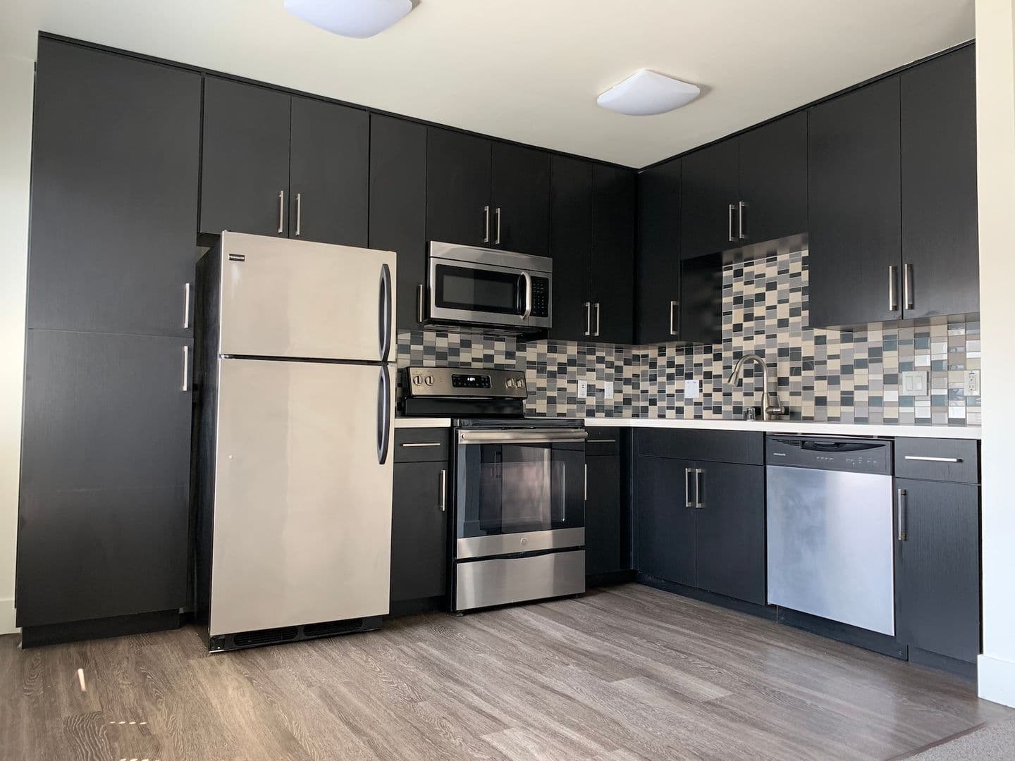 Sunnyvale Apartment: 1090 Sunnyvale Saratoga Road