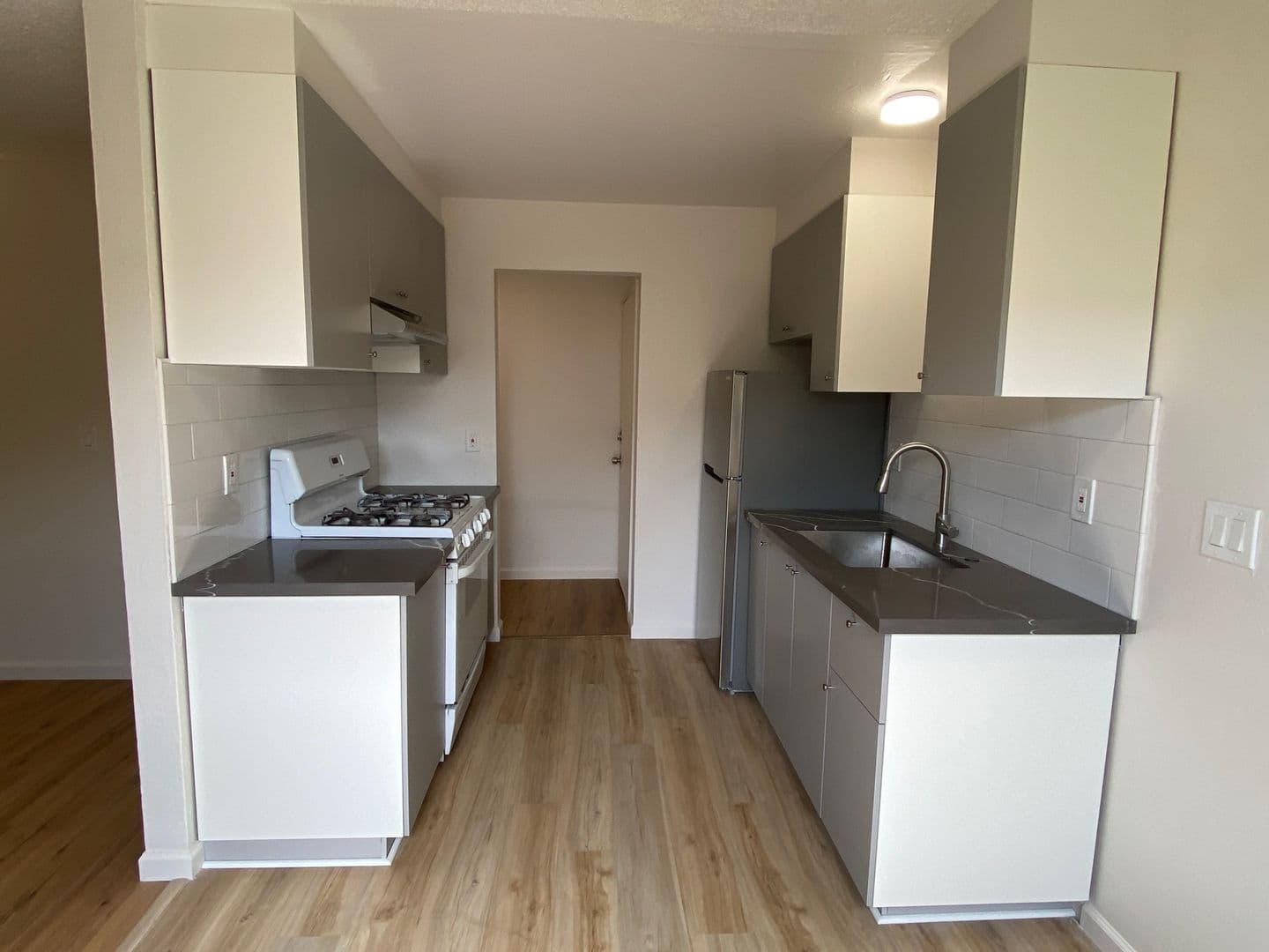 Hayward Apartment: 152 Smalley Ave. - 156J