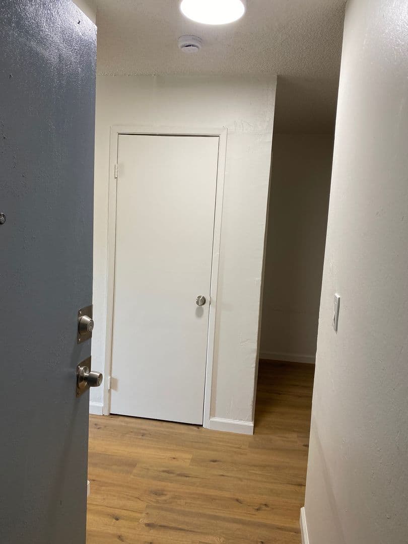 Hayward Apartment: 152 Smalley Ave. - 156J