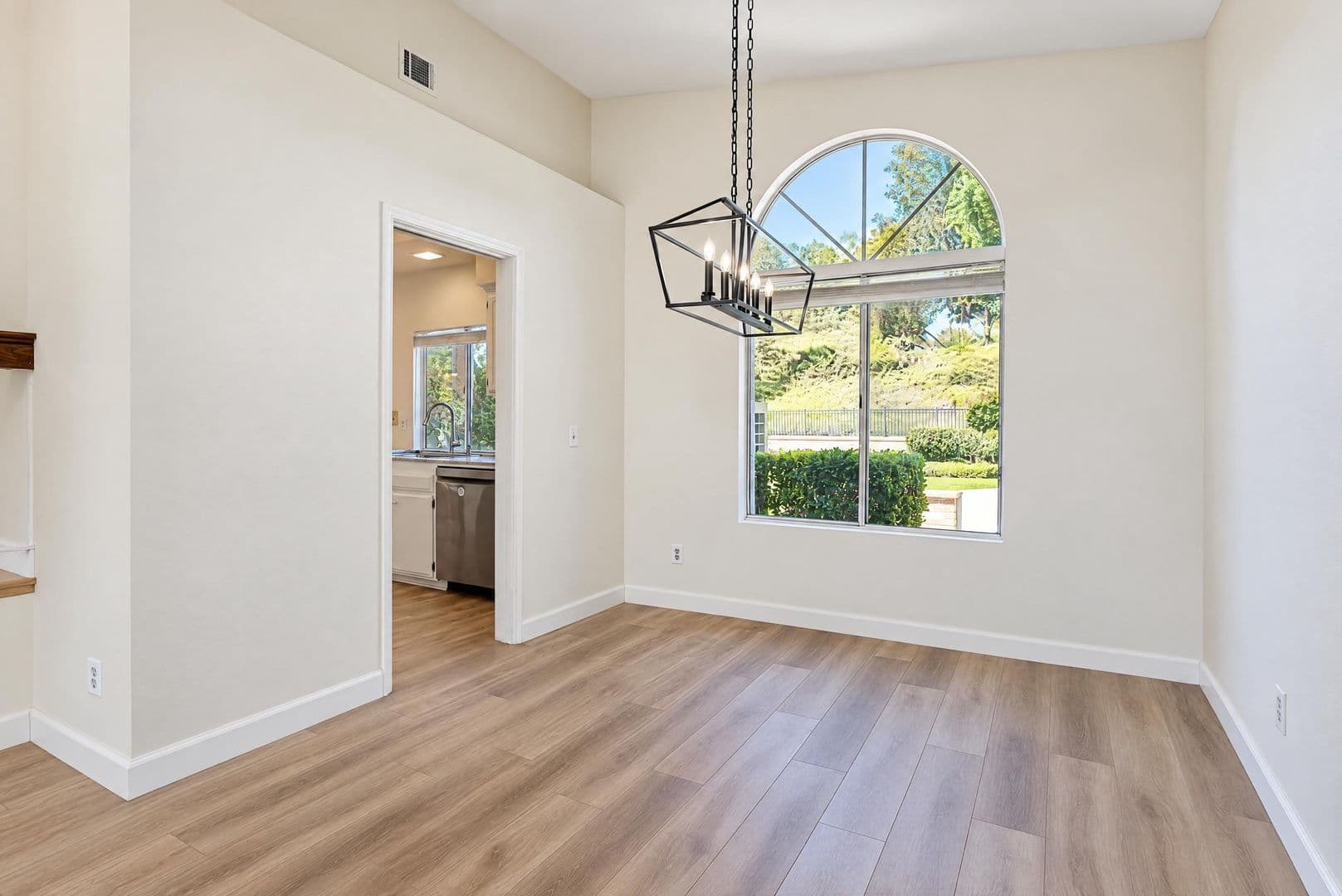 Santa Clarita House: 22441 Cardiff Drive