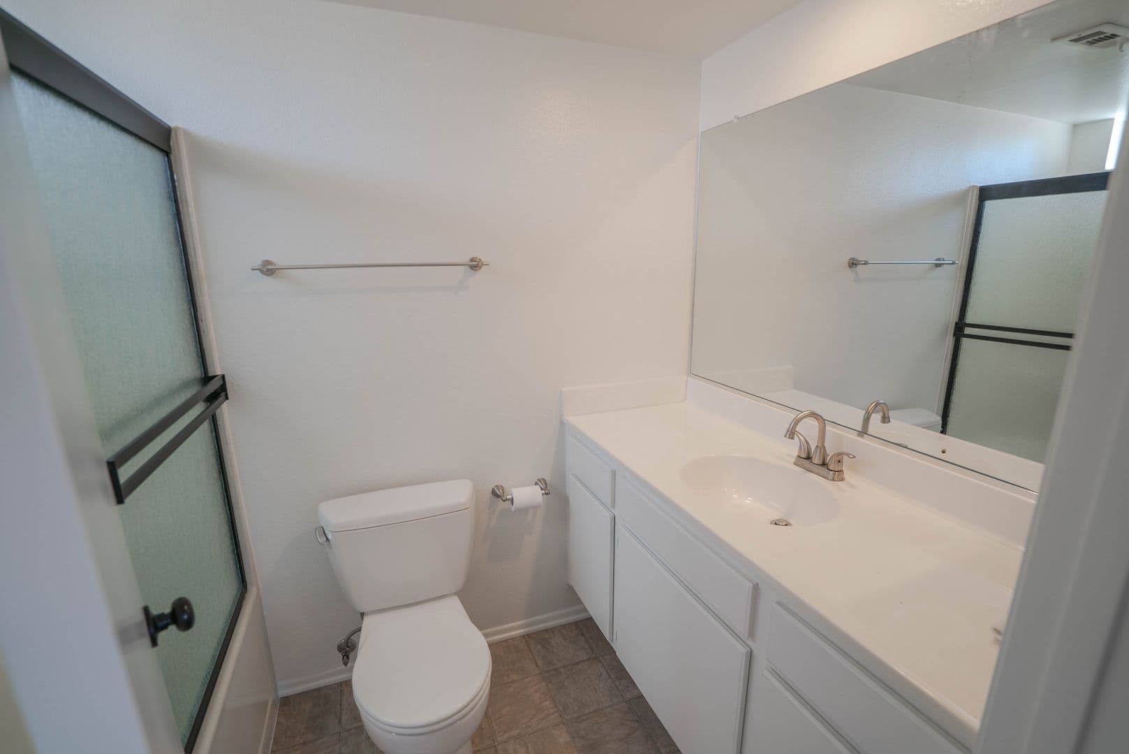 Saugus House: 22837 Banyan Place #336
