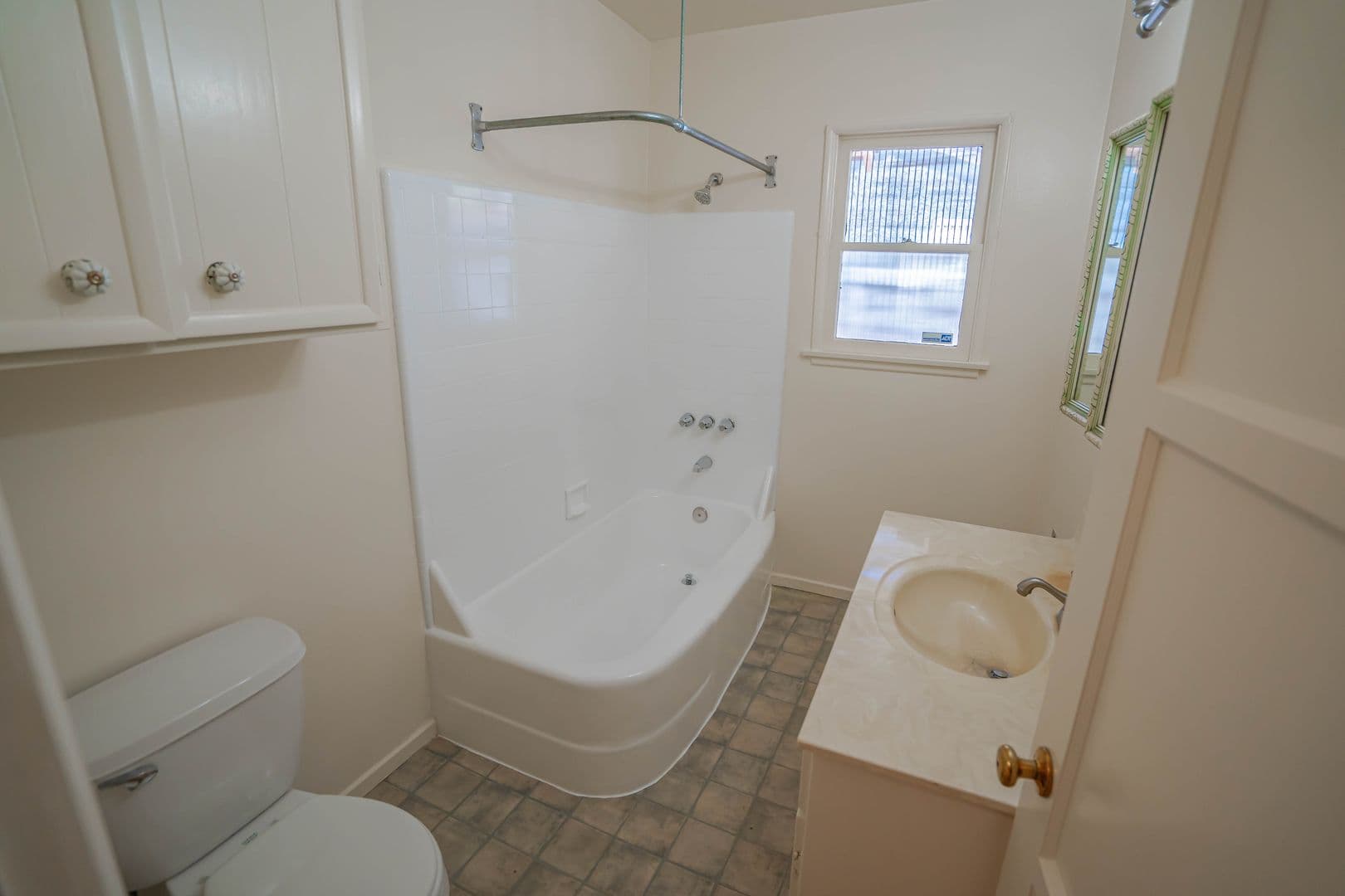 Northridge House: 18601 Sunburst Street