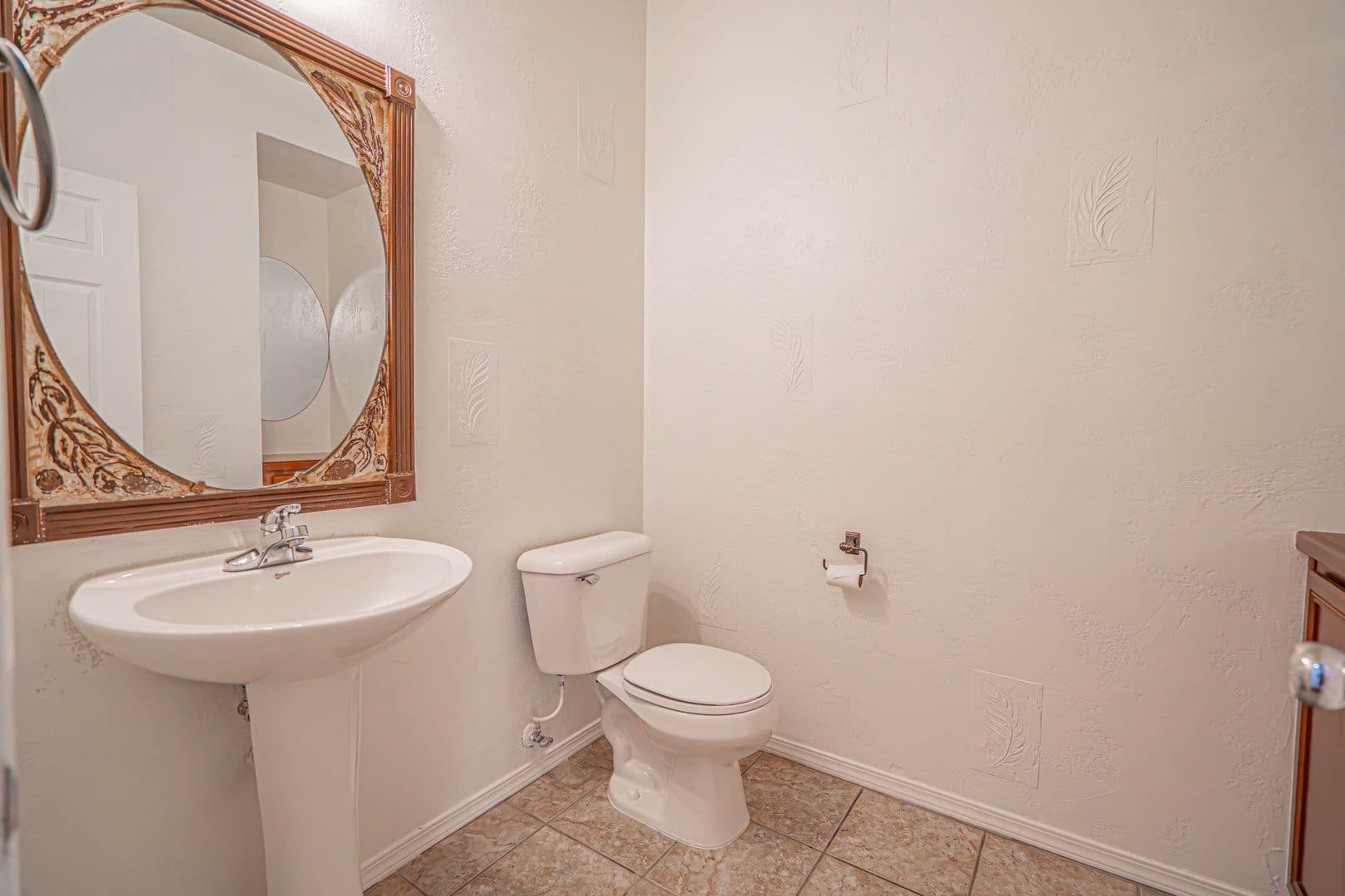 Valencia House: 29270 Hatari Way