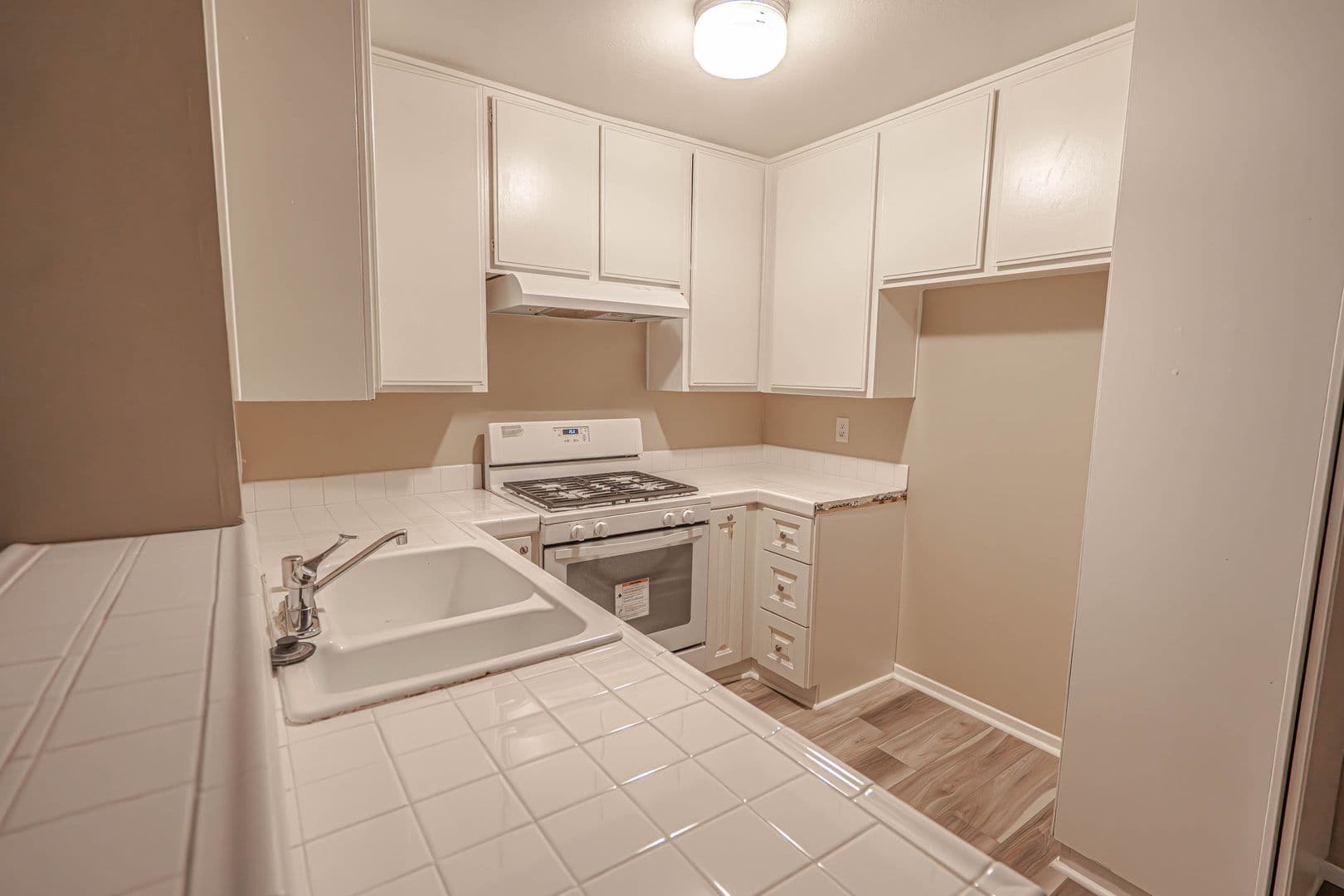 Sherman Oaks Condo: 14560 Clark Street #110